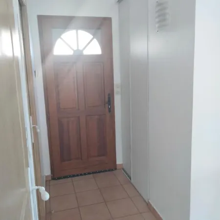 Maison Avec Piscine Holiday home Aigues-Mortes